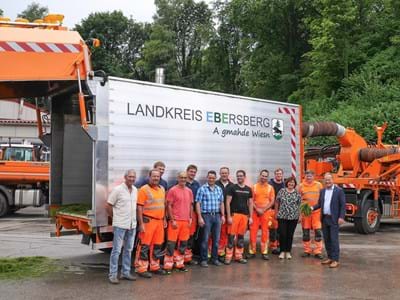Neue Mähmaschine der Straßenmeisterei Ebersberg