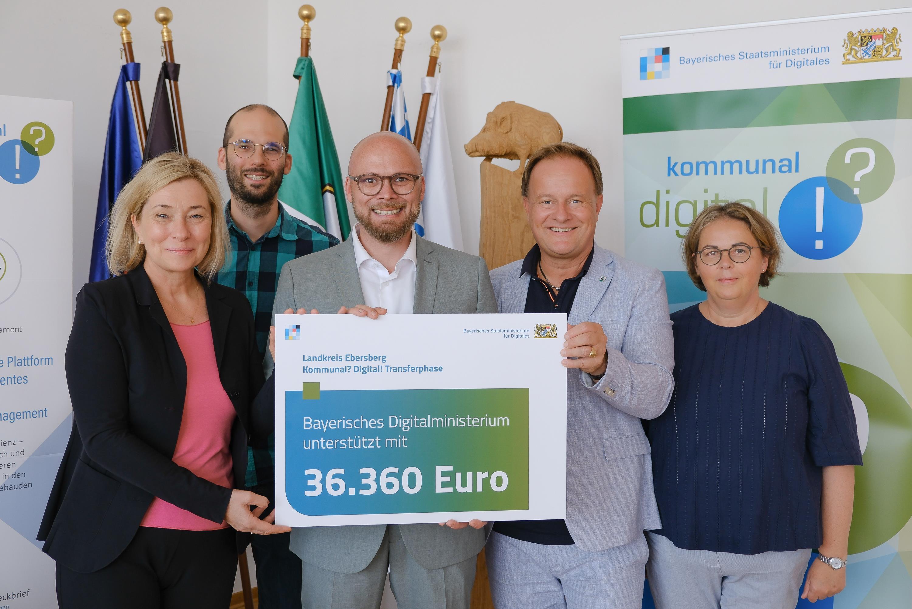 „Kommunal? Digital!“ geht in die Fläche – Ebersberg als Pionierkommune für digitale Energieeffizienz in ganz Bayern